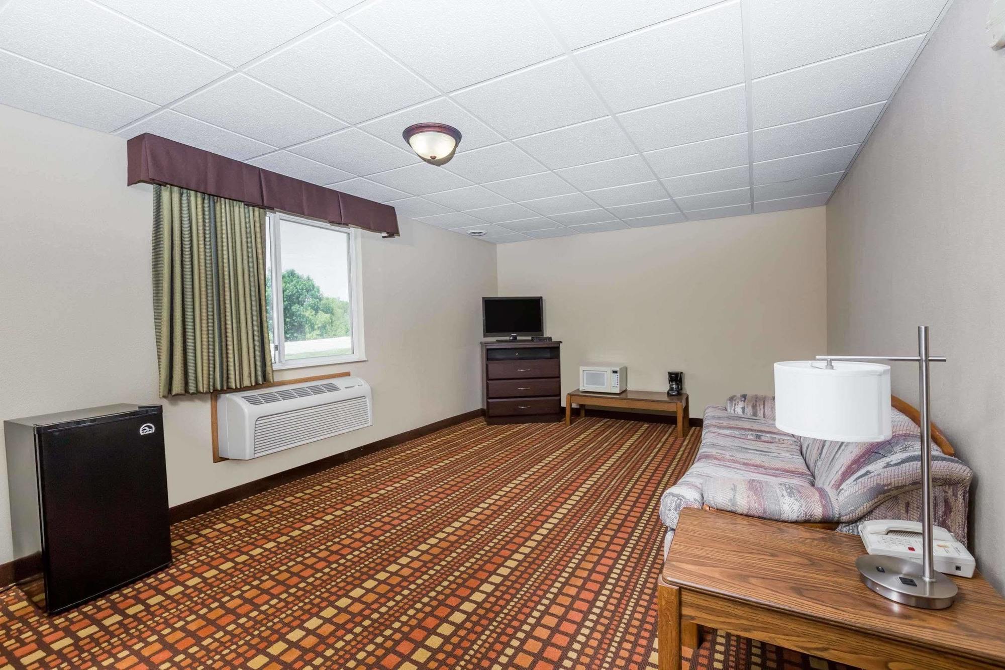 Super 8 By Wyndham Adair Ia Hotel Exterior foto