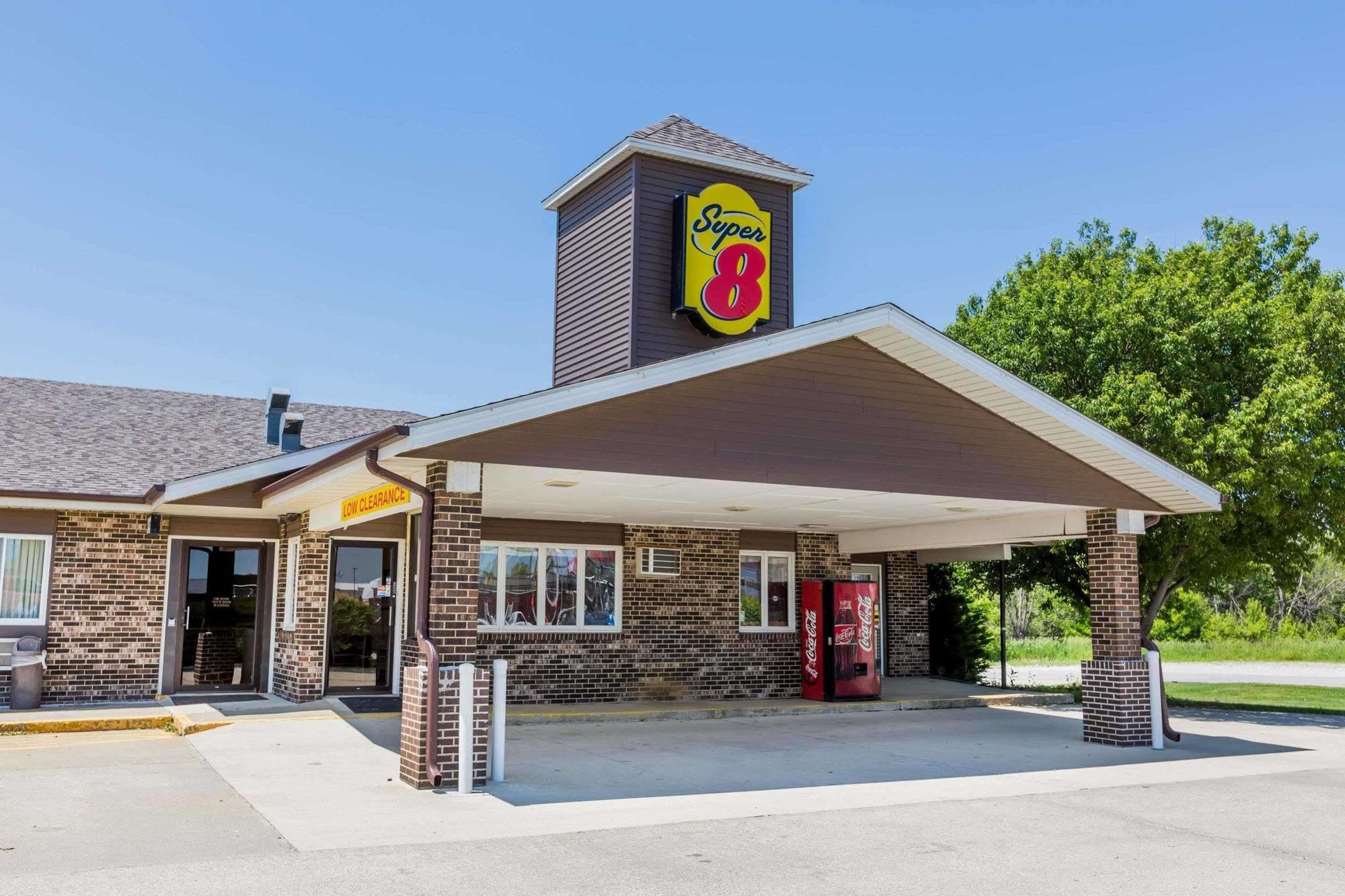 Super 8 By Wyndham Adair Ia Hotel Exterior foto